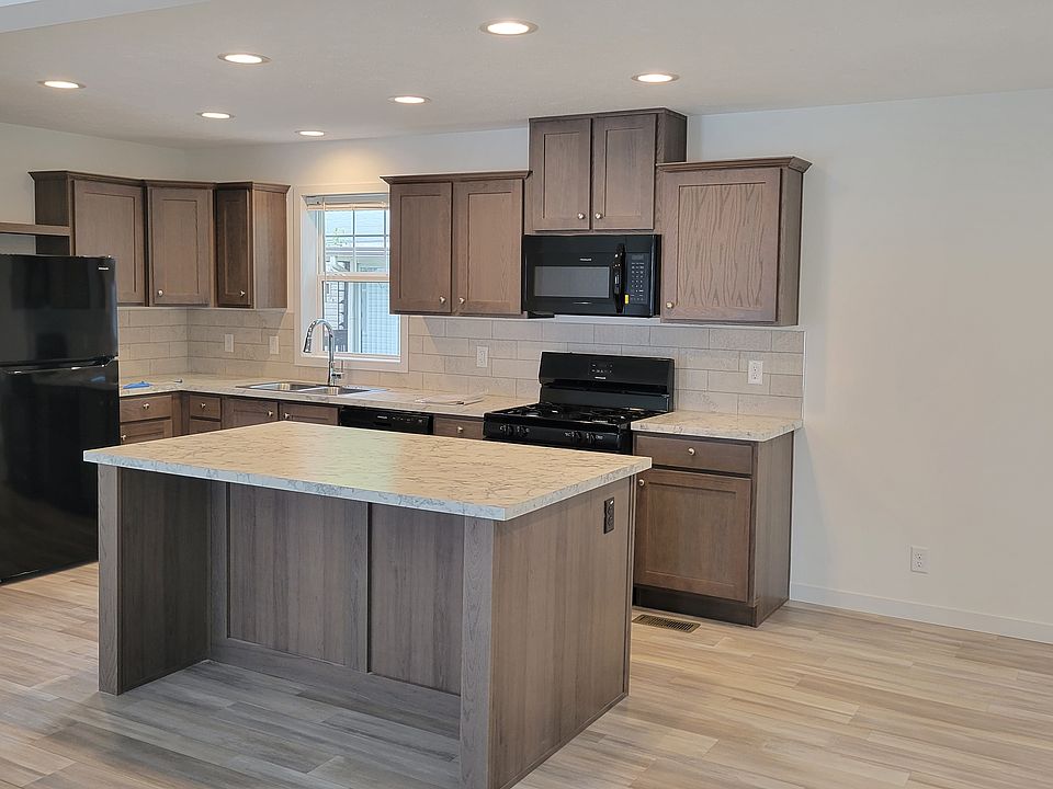 1st image of 38000 Le Chateau Blvd #260