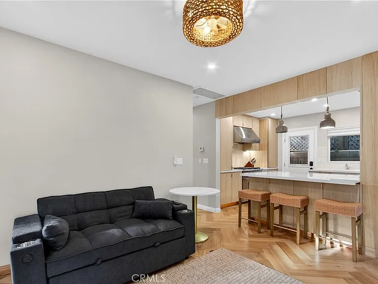 225 Iris Ave — Photo 11