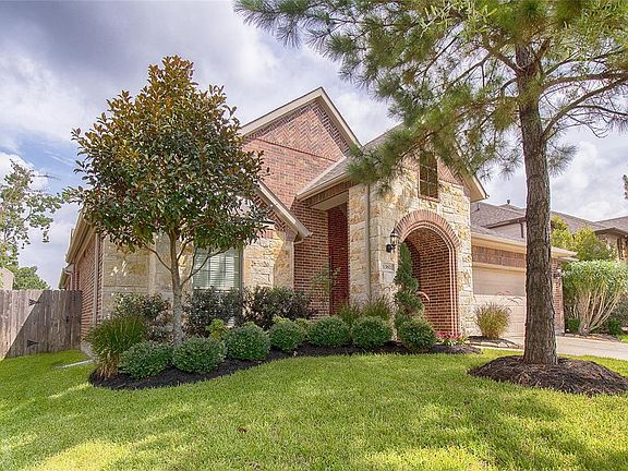 2nd image of 13811 Wickdale Garden Ln