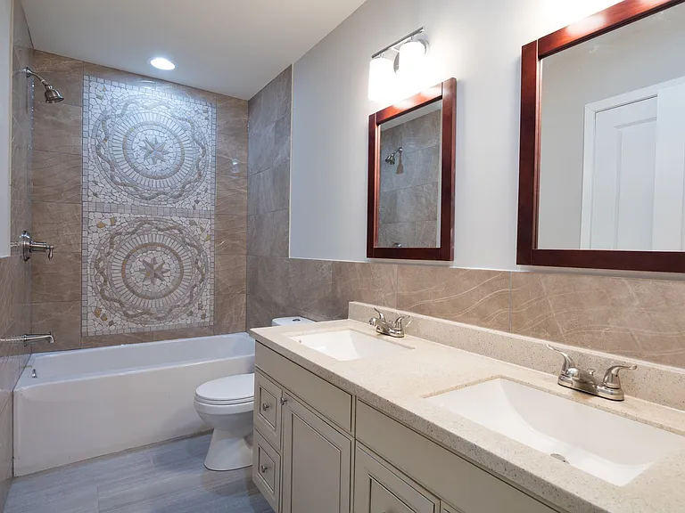 5544 N Lawrence St — Photo 5