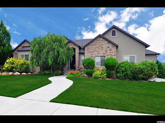 2nd image of 3434 W Via Felicidad Way