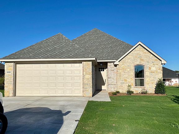 2nd image of 3329 Windcrest Dr