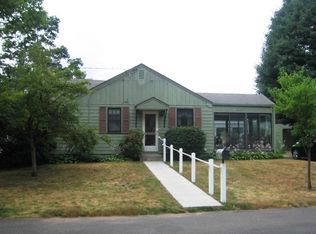 24 N Hood St, Springfield, MA 01109