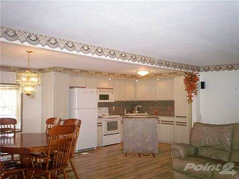 3rd image of 5537 Holiday Park Blvd