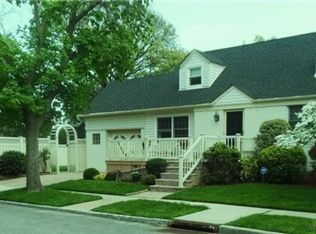 8303 243rd St, Bellerose, NY 11426