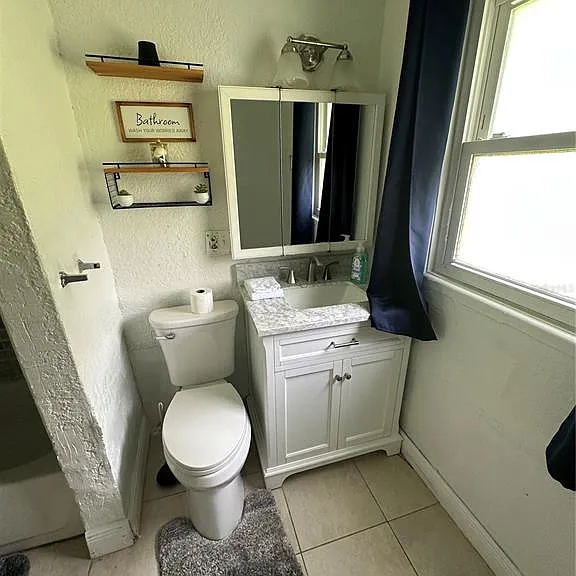 1315 Overdale St — Photo 12