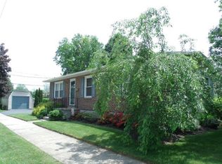 201 Keller Ave, Sinking Spring, PA 19608