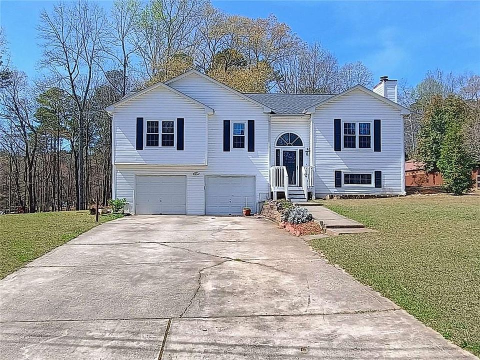 1st image of 8579 Foxridge Dr