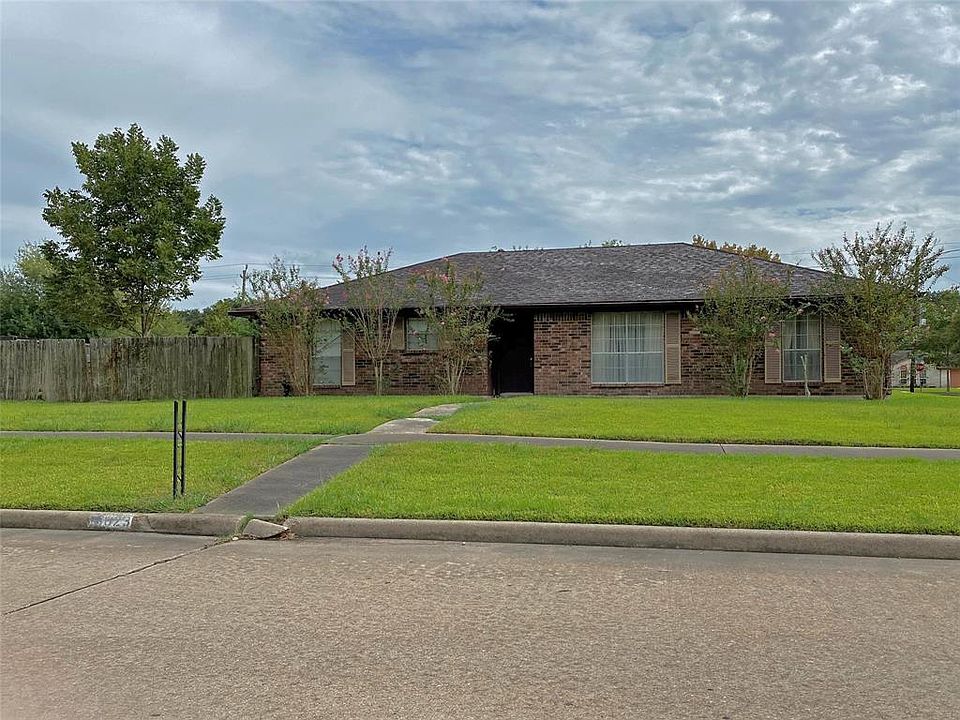 1st image of 13629 Lynnwood Ln