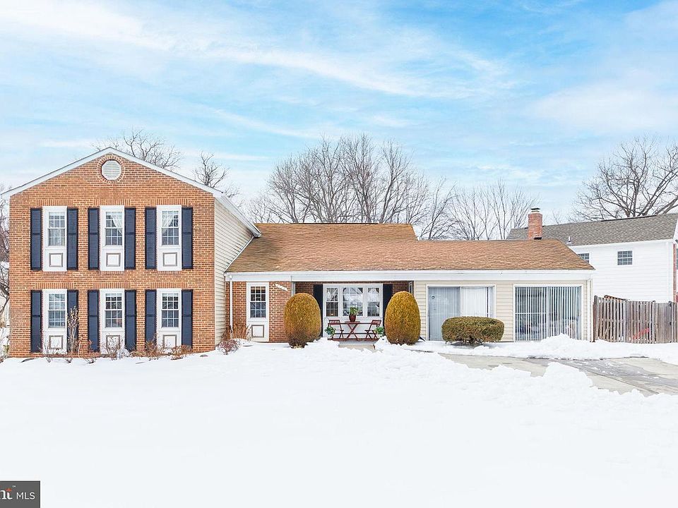 1st image of 2104 Maleady Dr