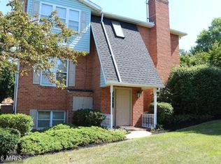 5550 Fairway Dr W, Fayetteville, PA 17222