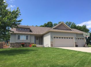 23035 Turquoise St, Saint Cloud, MN 56301