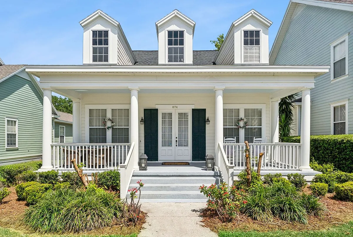 Building Photo - 874 Spring Park Loop