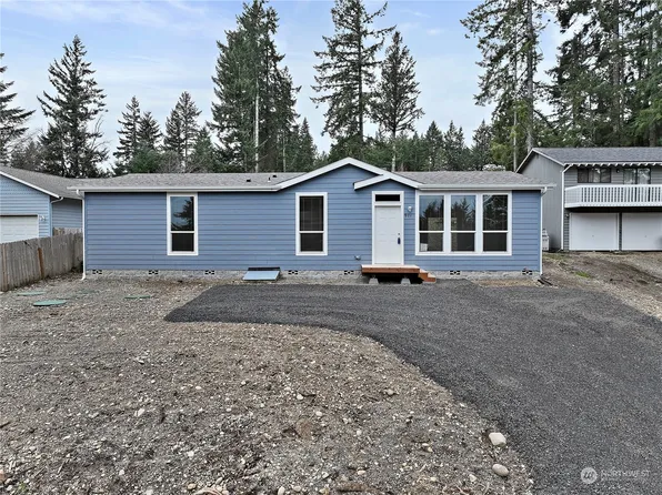 971 NE Larson Lake Road, Belfair, WA 98528