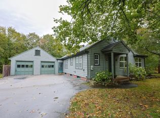 76 Ray Rd, Wrentham, MA 02093