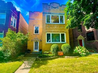 4837 Greenleaf St APT 2, Skokie, IL 60077