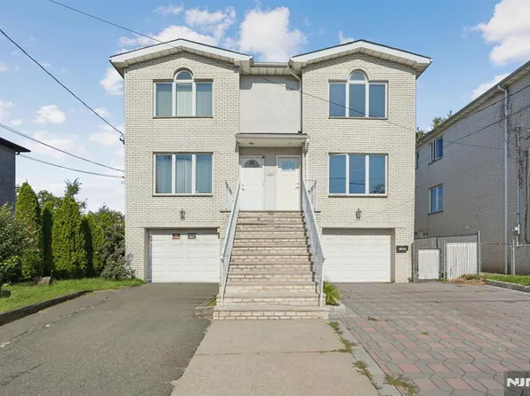 1627 Ponsi St #B, Fort Lee, NJ 07024