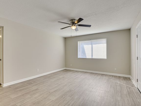 4th image of 300 Applecross Dr APT 7D