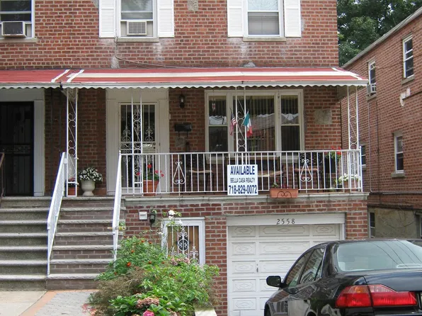 2558 Fish Ave, Bronx, NY 10469