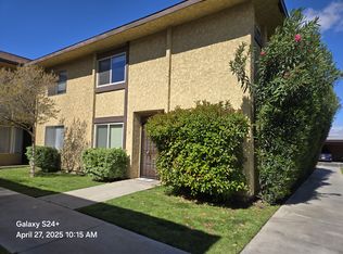 42841 15th St W UNIT 6, Lancaster, CA 93534
