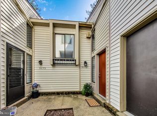 9773 Lake Shore Dr, Montgomery Village, MD 20886