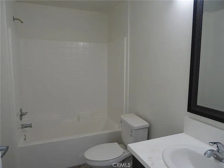 14400 Friar St #207 — Photo 7