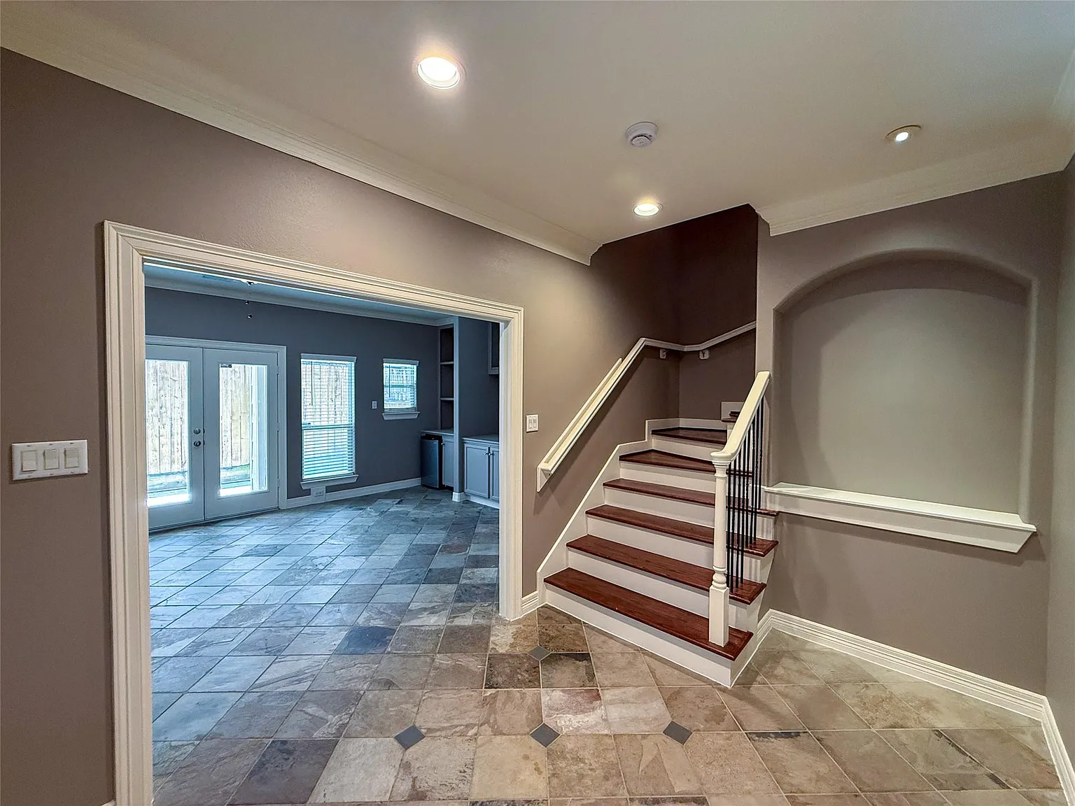 2 bed, 2.5 bath, 2268 sqft, $3,250 — Photo 4