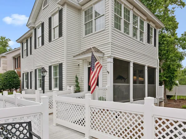 315 Lantern Walk, Saint Simons Island, GA 31522