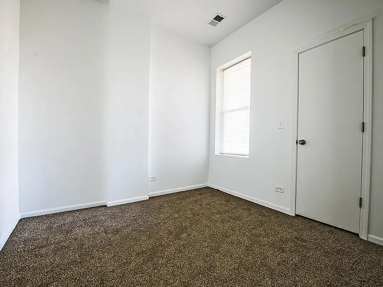 3560-64 W Cermak Rd — Photo 6