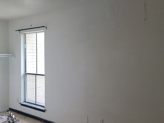 2nd image of 11000 Kinghurst Dr Unit 143