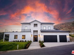 26474 Ranch Creek Rd, Santa Clarita, CA 91387