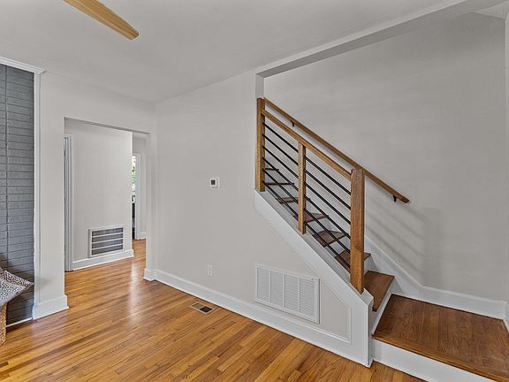 5th image of 506 W Noble St