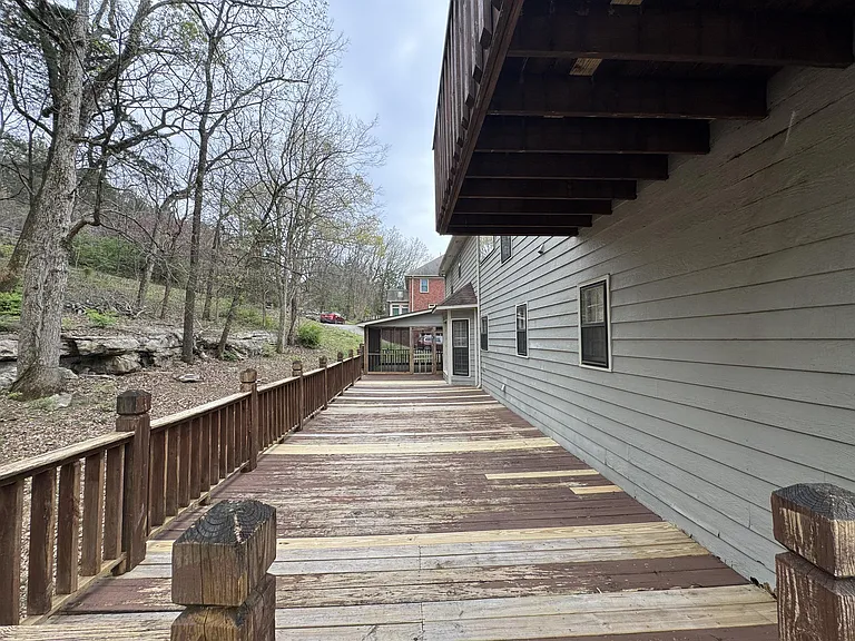 7595 Foxfire Dr SE — Photo 16