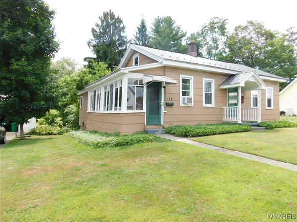 182 Woodward Ave, Springville, NY 14141