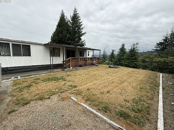 3rd image of 63659 Clear View Dr