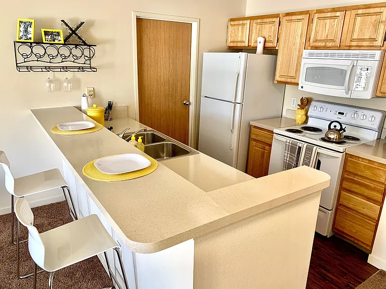 Arboretum Apartments — Photo 12