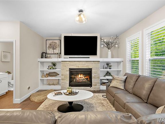 5th image of 209 Castle Stuart Ct