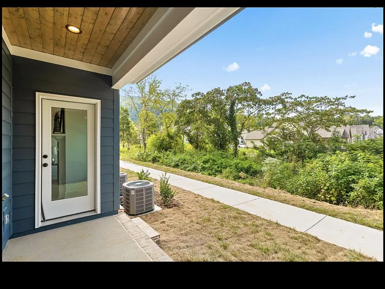 Scenic greenery punctuates views from all windows.