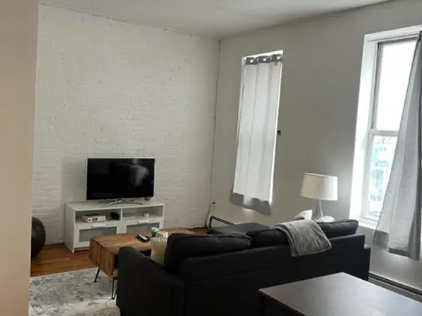 546 Third Avenue image 1 of 7