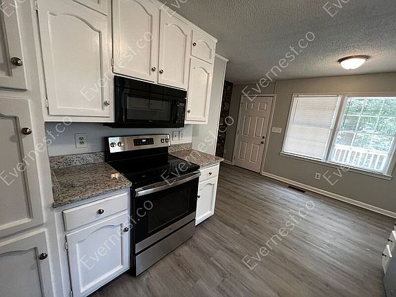 4th image of 1721 Eastridge Dr