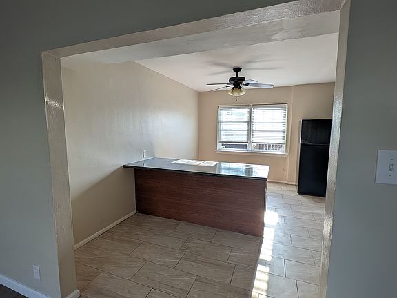 2nd image of 7160 Vernon Ave