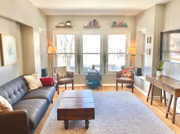 6937 N Hamilton Ave #1, Chicago, IL 60645