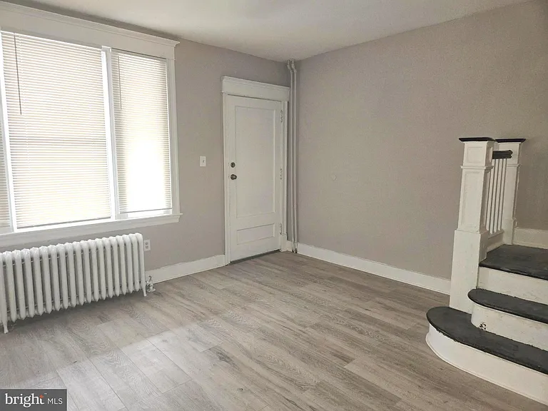 5109 N Fairhill St — Photo 3