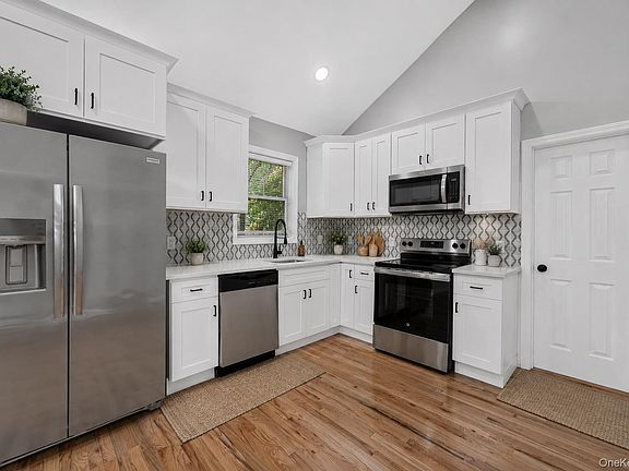 2nd image of 67 Ohio Avenue