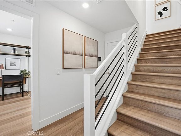 3rd image of 11427 Wildflower Ln
