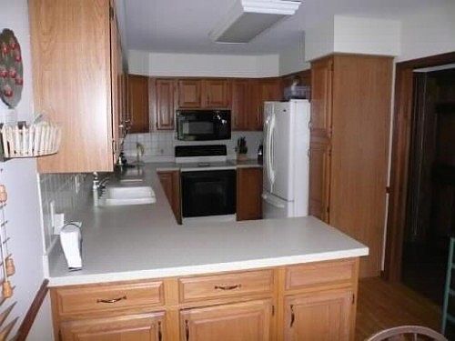 5th image of 111 Oakhill Ct