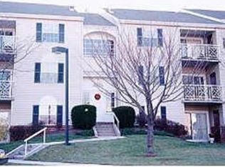 2 Stapleton Ct APT 302, Lutherville, MD 21093