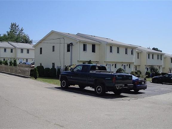 2nd image of 33 Dale Ave