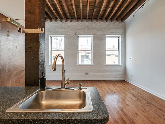 3rd image of 141-45 N 2nd St #3B