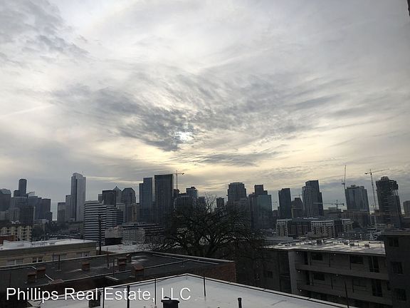 3rd image of 421 Bellevue Ave E APT 506